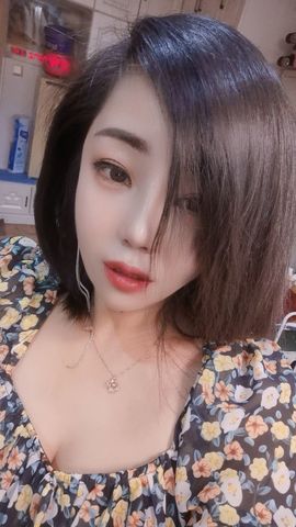 新人金金的图片