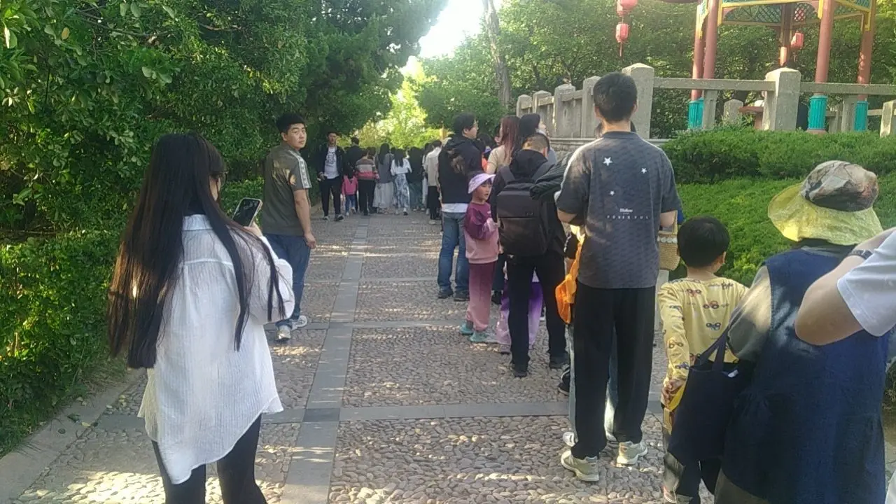 ゝＭ丶╭⌒小川丶ゞ主播图片