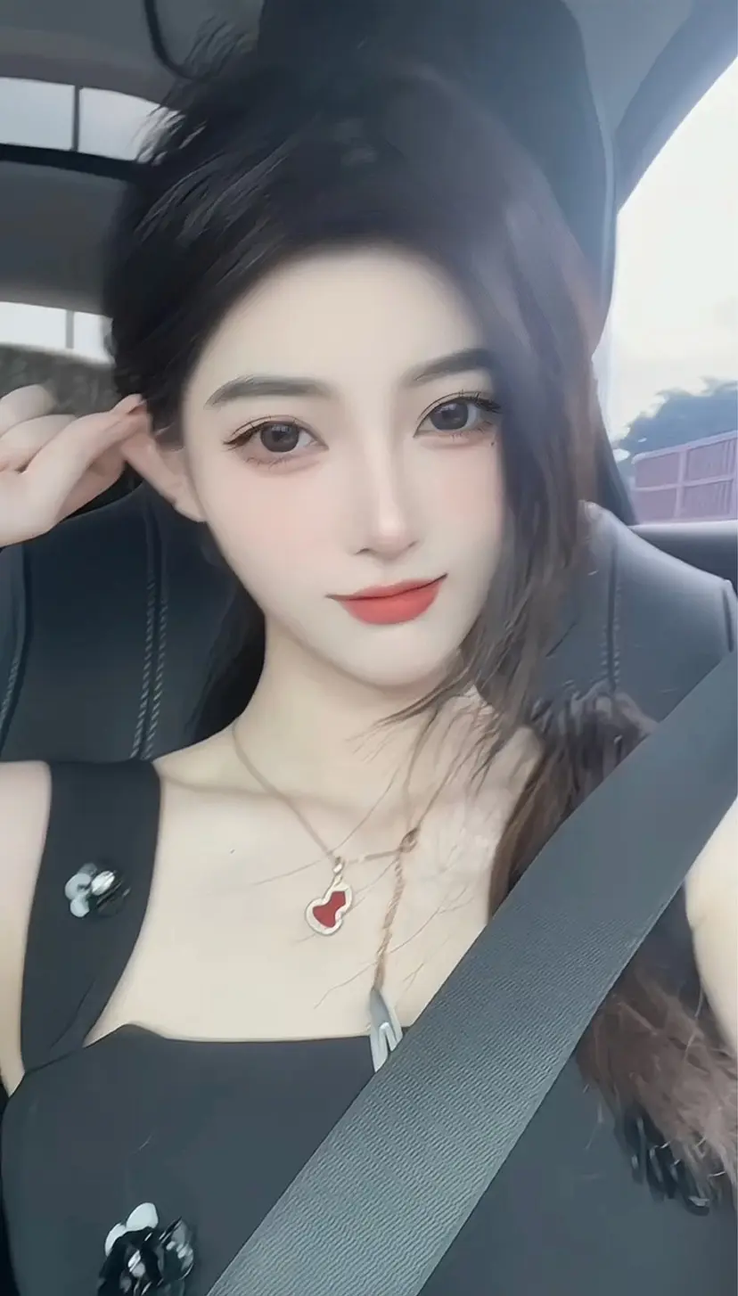 奶酪跌倒啦的主播照片
