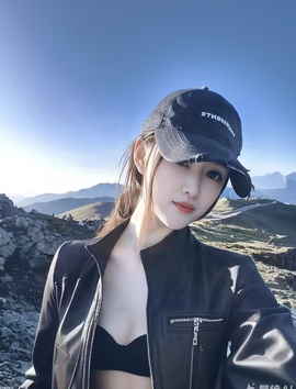 小初一❤唱歌挣电费的图片