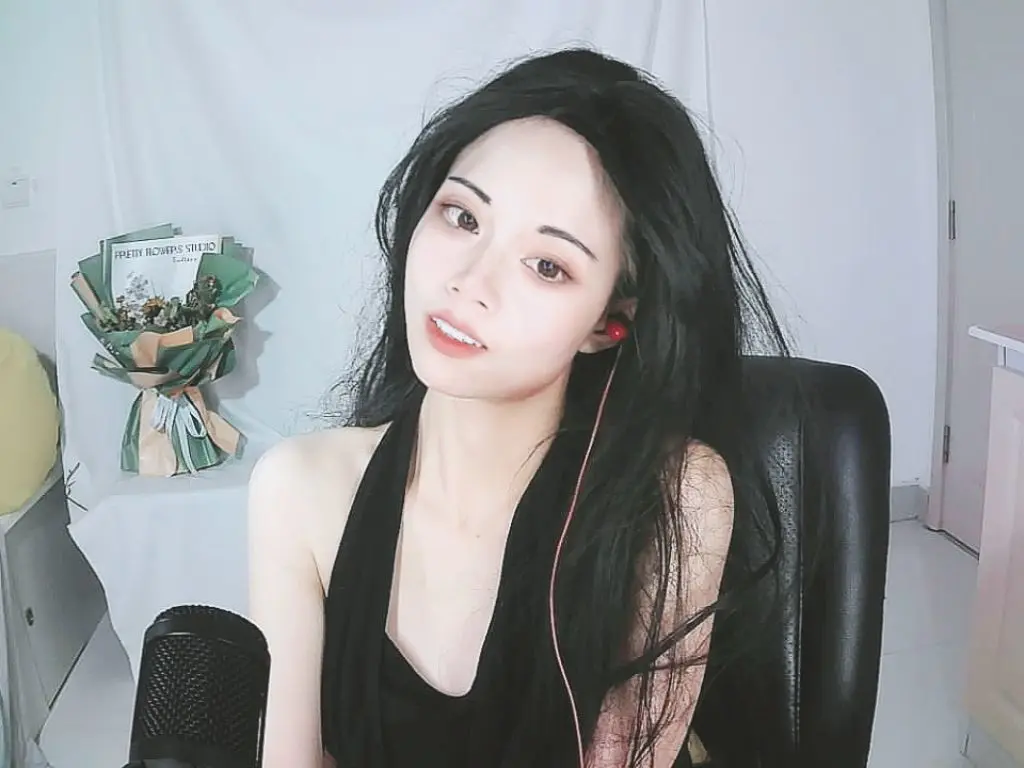 依一👑锦鲤七夕的主播照片