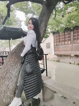 新人瑾禾走心唱歌的图片