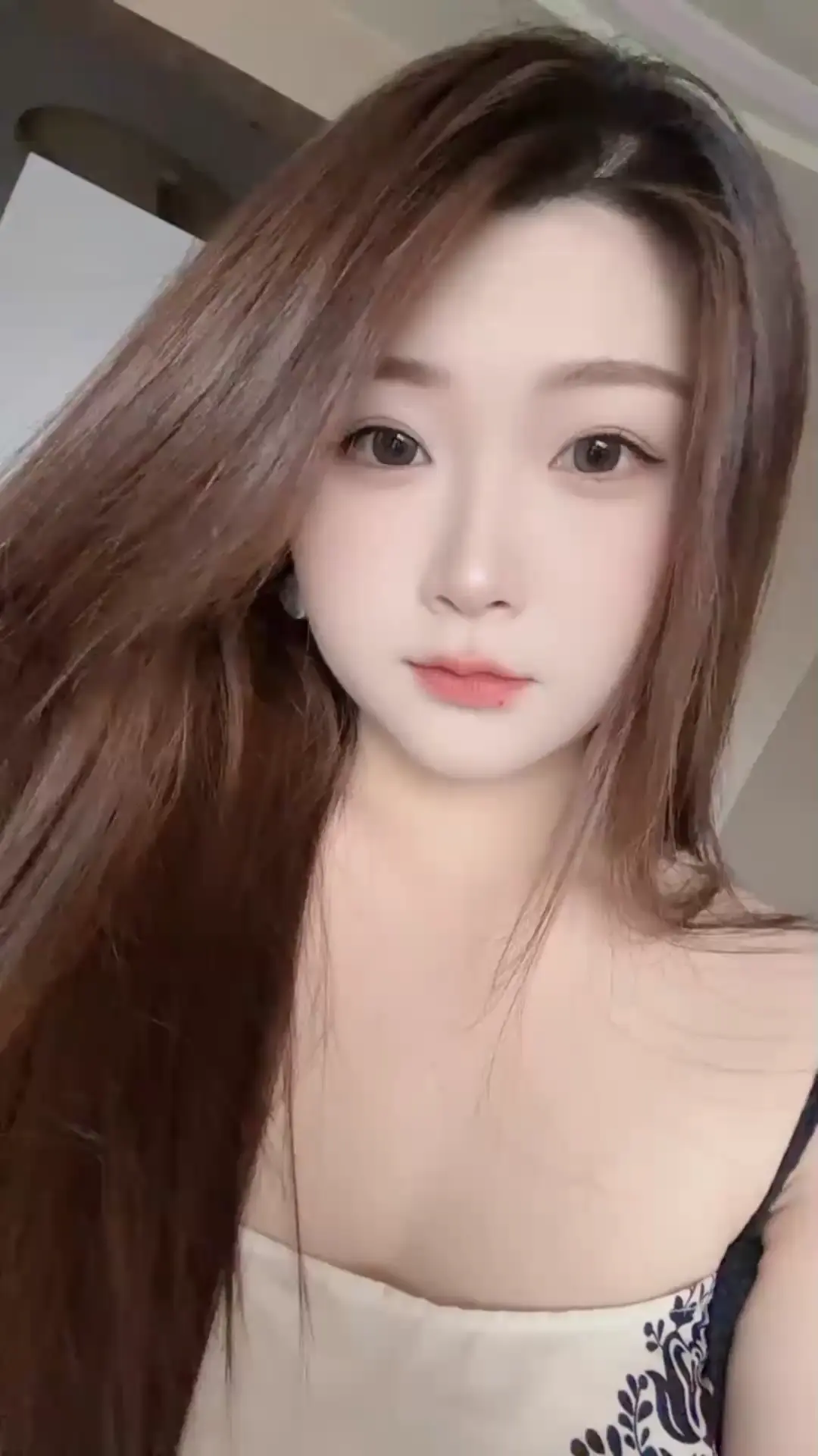 前女友正在直播～