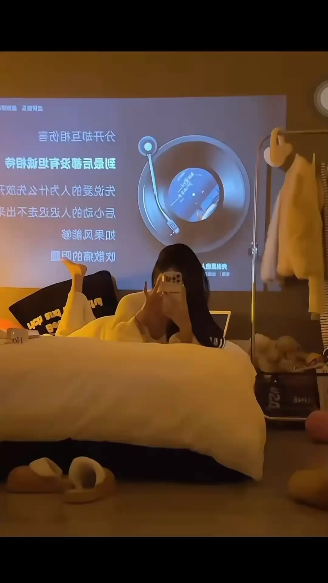 山林从不向四季起誓