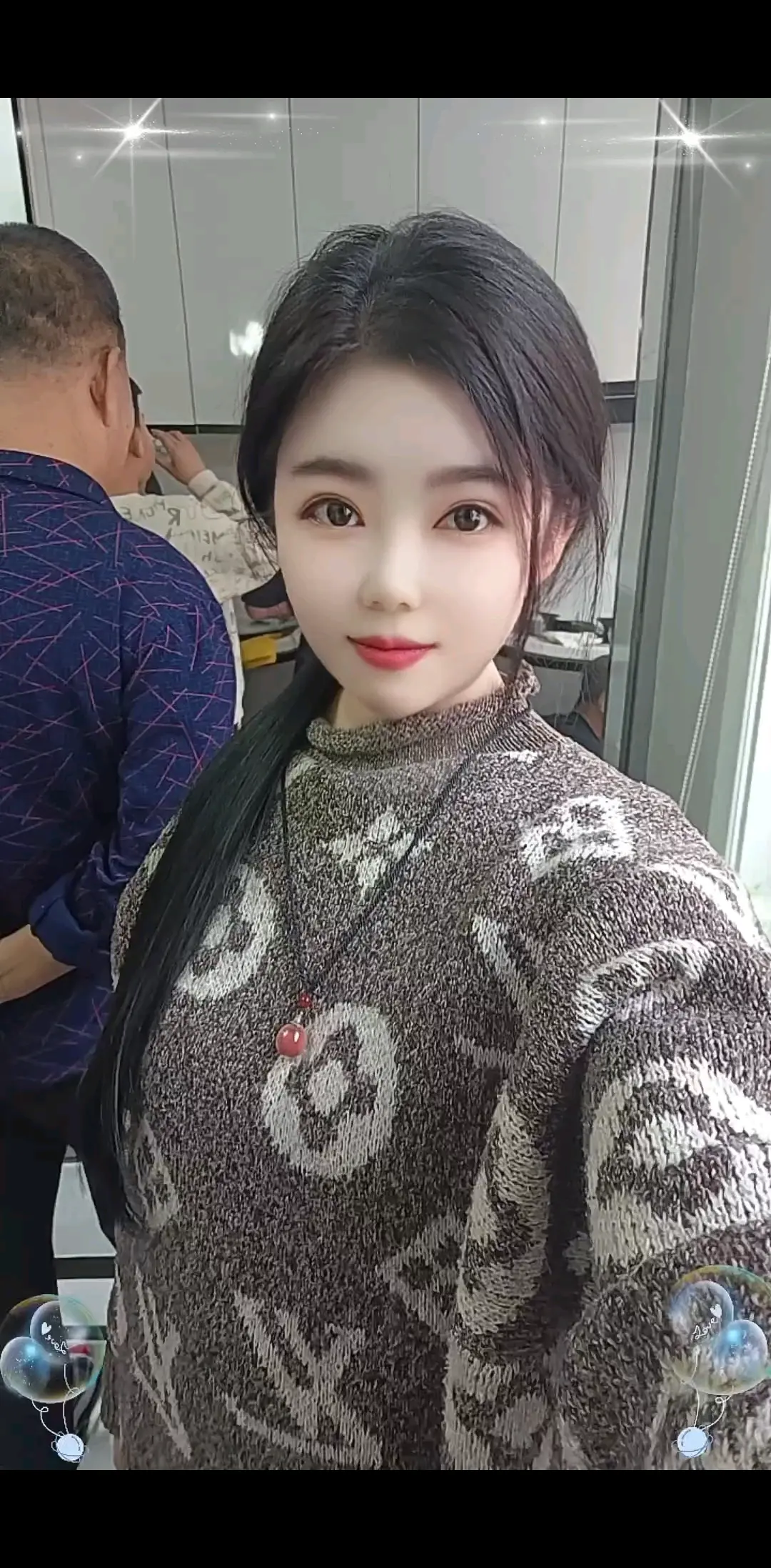 好热闹，走了一波人，