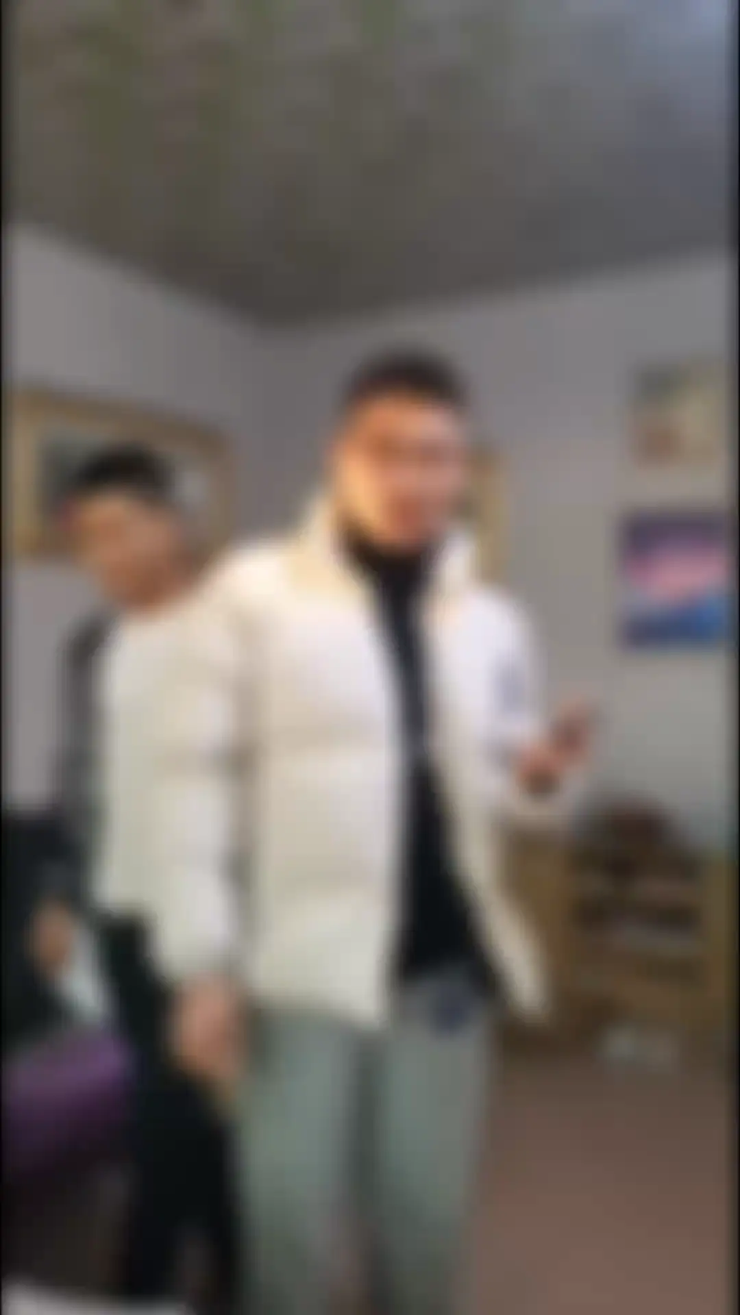 /狂笑