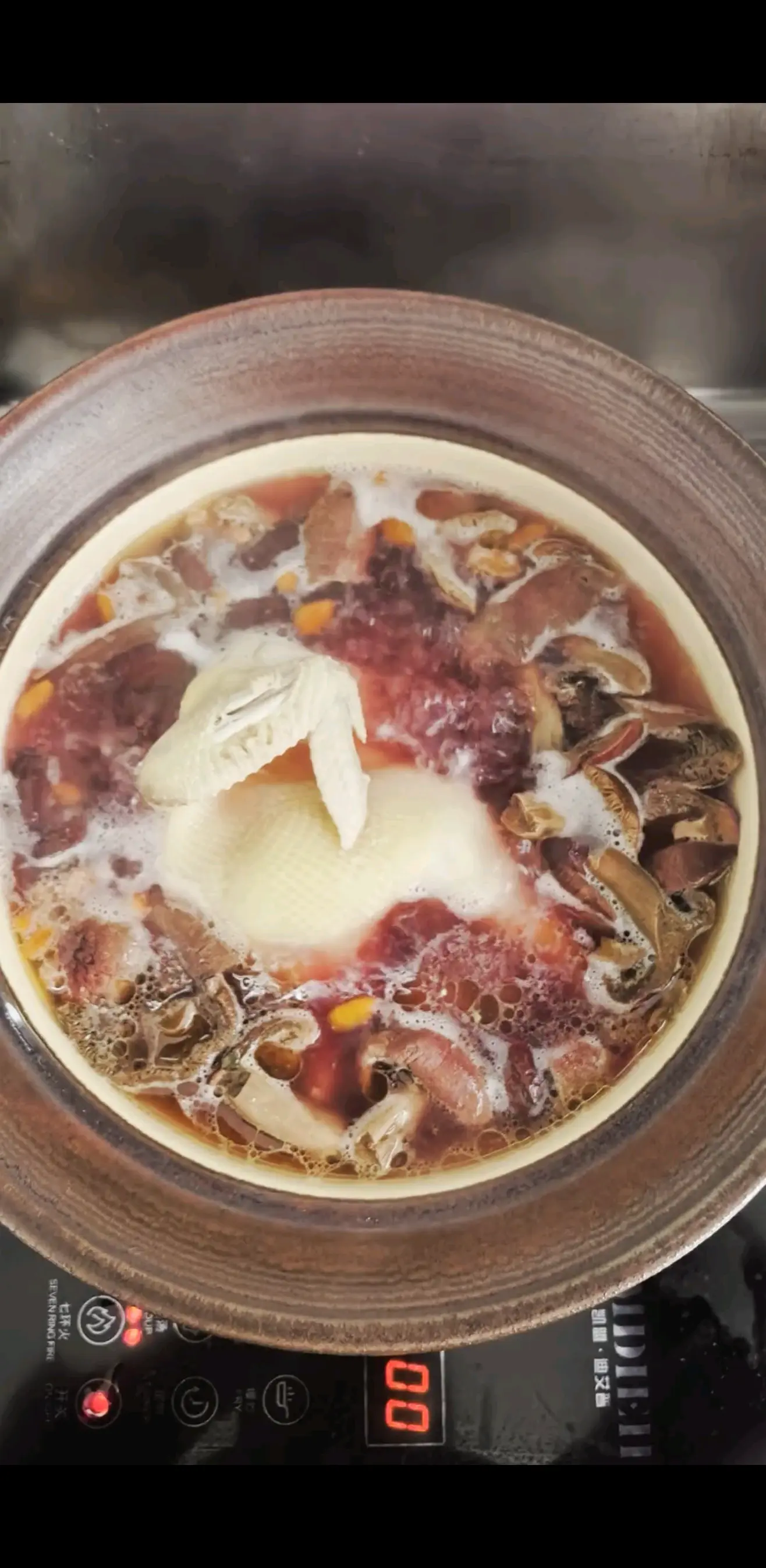 红菌煲鸡----绝对
