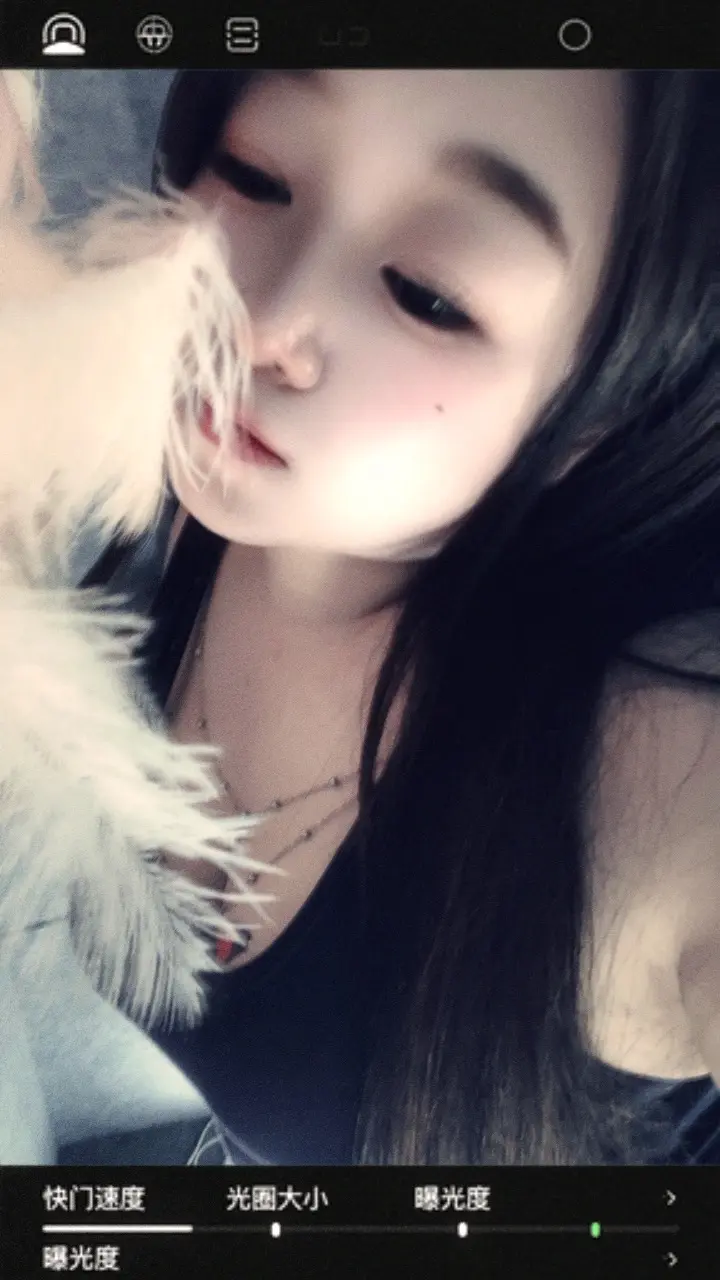 🦎晚晚彩礼三头猪.的主播照片