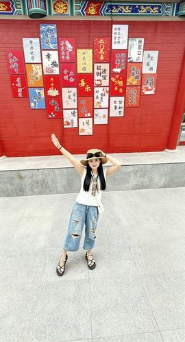 ღ娜娜ぃ安静唱歌🍀的图片