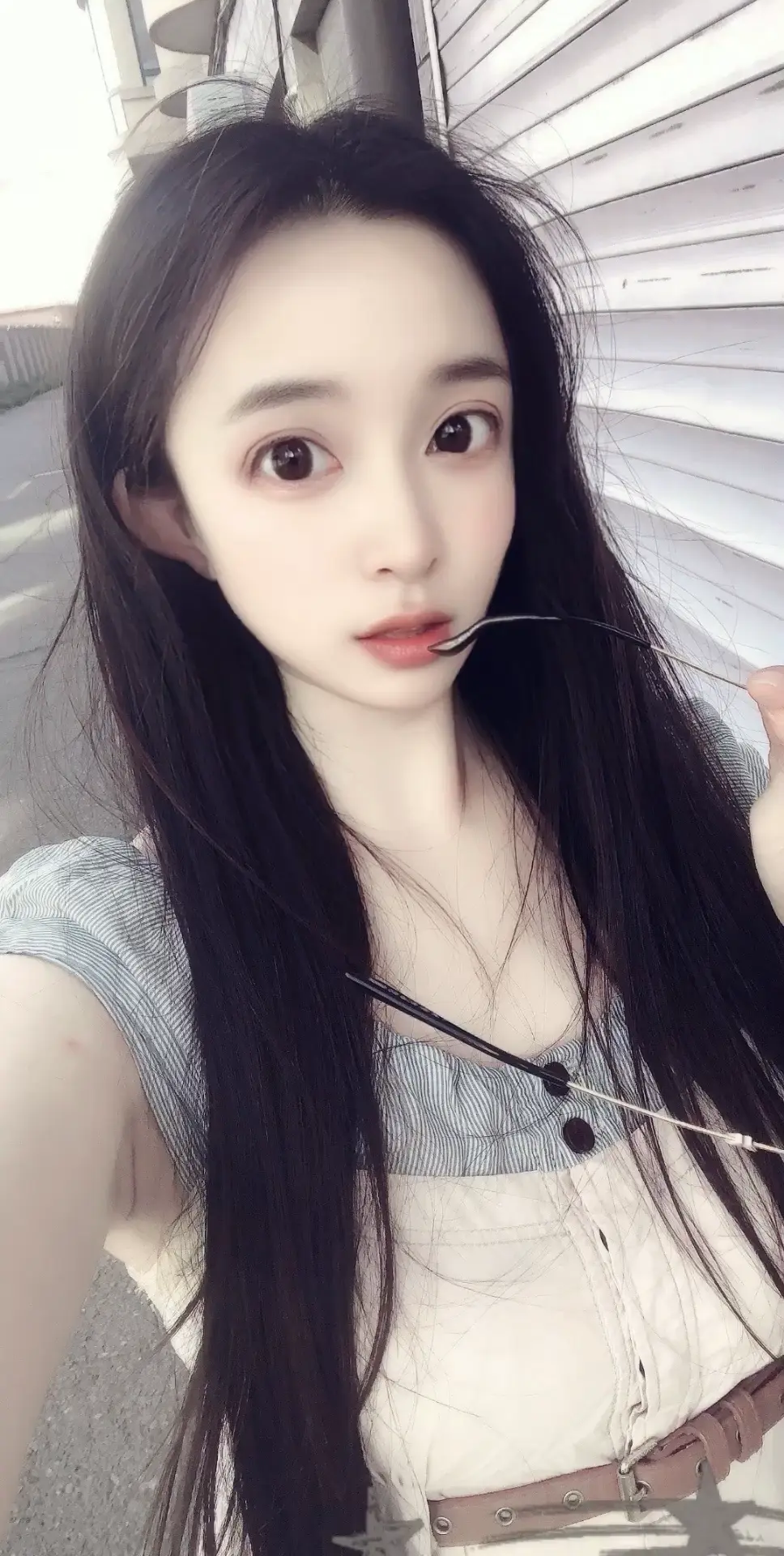 渐行渐远的是不同频的