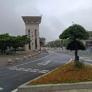 水边逛逛