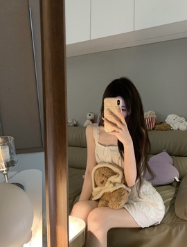 冰冰🧊休家里有事的图片