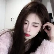 ╰乄薇薇の枫🍁➸