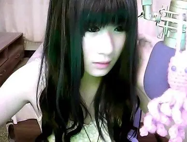 小妮露的主播照片